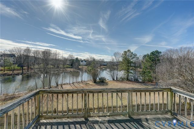 8081 Emerald Pool Ct, Mechanicsville, VA 23111