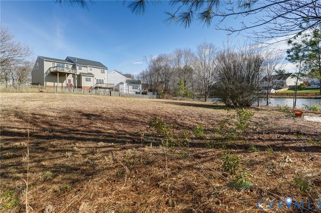 8081 Emerald Pool Ct, Mechanicsville, VA 23111