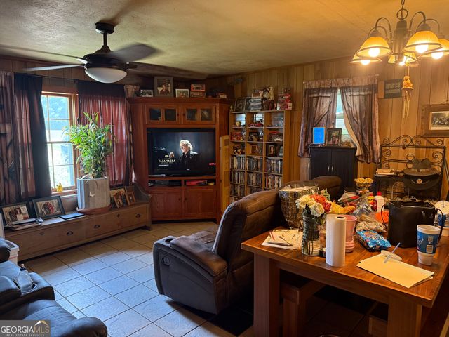 160 Tanner Beach Road, Carrollton, GA 30117