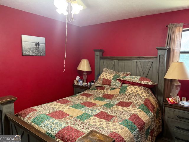 160 Tanner Beach Road, Carrollton, GA 30117