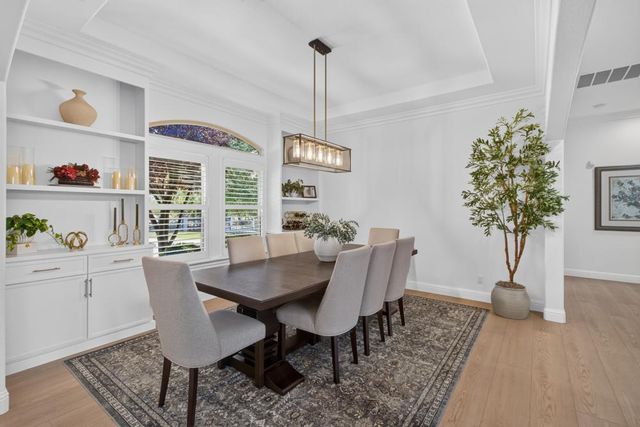 9401 Rawhide Ln, Roseville, CA 95747