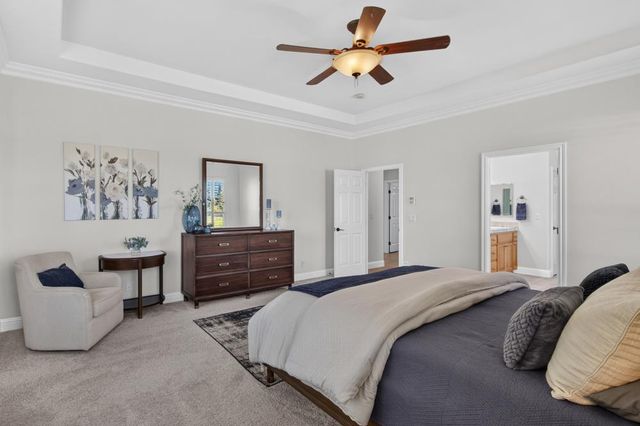 9401 Rawhide Ln, Roseville, CA 95747