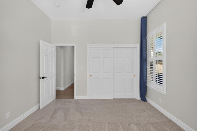9401 Rawhide Ln, Roseville, CA 95747