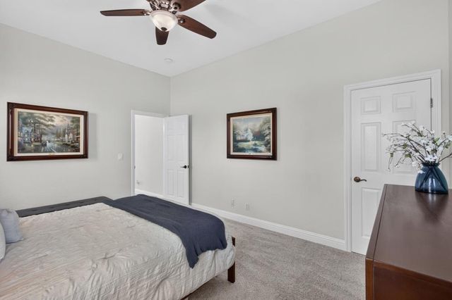 9401 Rawhide Ln, Roseville, CA 95747