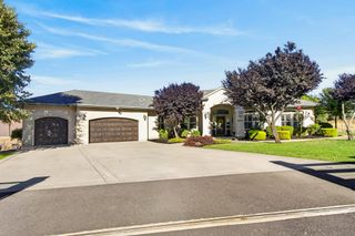 9401 Rawhide Ln, Roseville, CA 95747