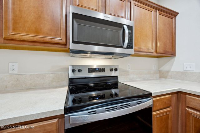 2362 RED MOON Drive, Jacksonville, FL 32216