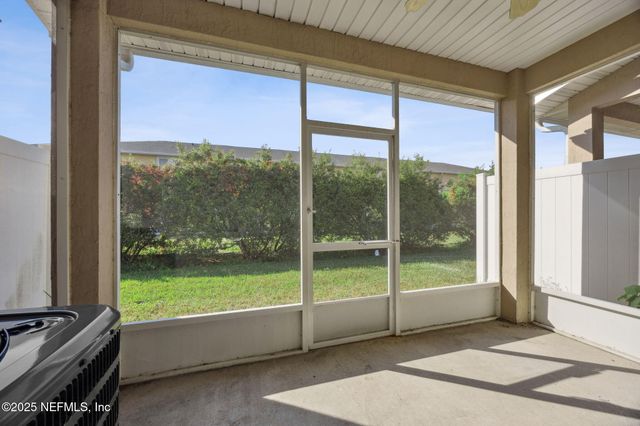 2362 RED MOON Drive, Jacksonville, FL 32216