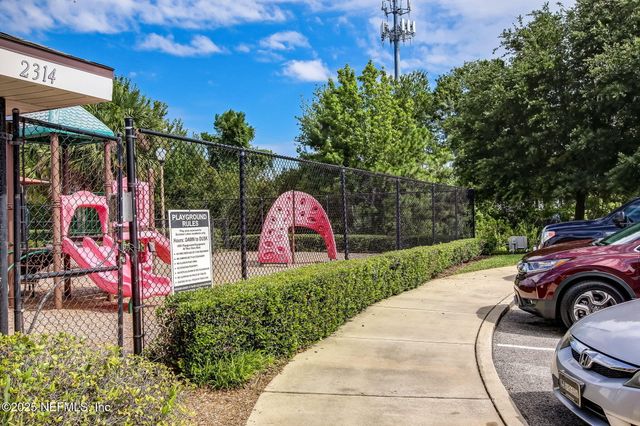 2362 RED MOON Drive, Jacksonville, FL 32216