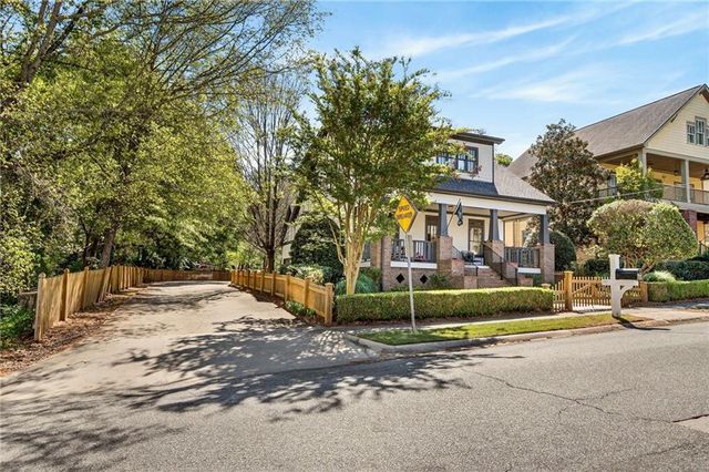 2587 Highland Avenue SE, Smyrna, GA 30080