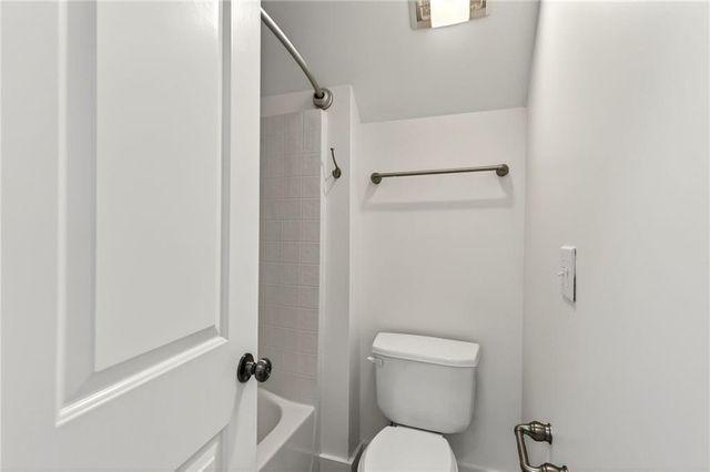 2587 Highland Avenue SE, Smyrna, GA 30080