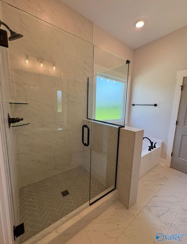 23329 Rhett Drive, Athens, AL 35613