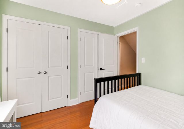 2404 CATHARINE ST, Philadelphia, PA 19146
