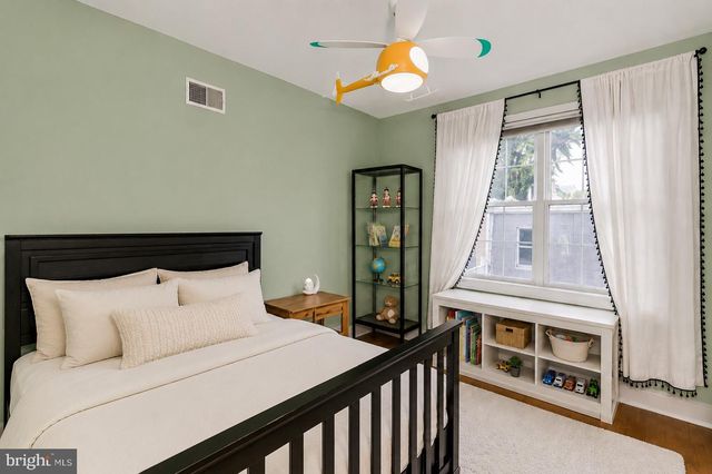 2404 CATHARINE ST, Philadelphia, PA 19146