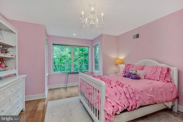 2404 CATHARINE ST, Philadelphia, PA 19146