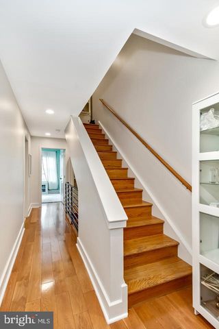 2404 CATHARINE ST, Philadelphia, PA 19146