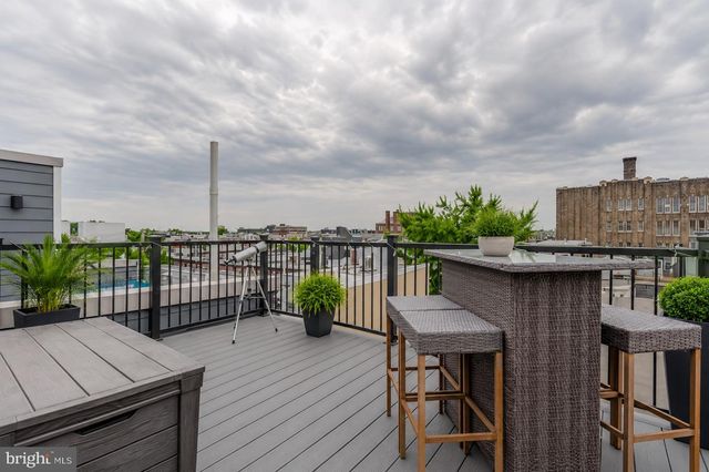 2404 CATHARINE ST, Philadelphia, PA 19146