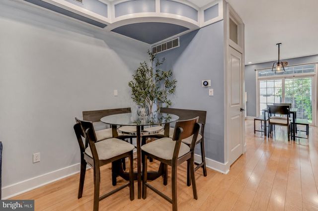 2404 CATHARINE ST, Philadelphia, PA 19146