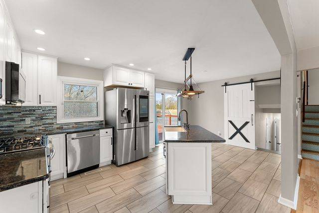 1138 N Broad Street, Griffith, IN 46319