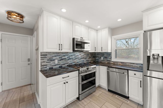 1138 N Broad Street, Griffith, IN 46319