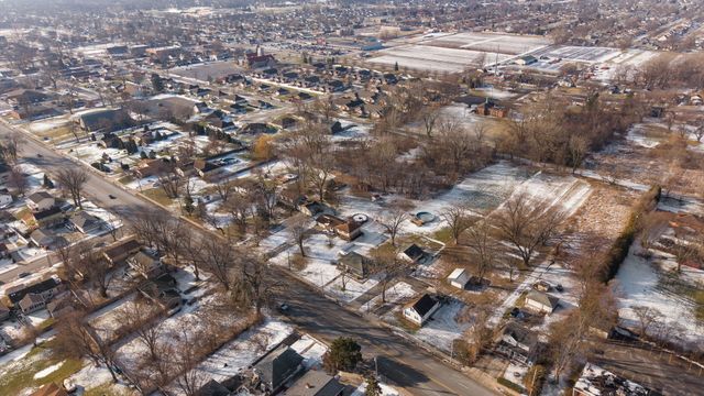 1138 N Broad Street, Griffith, IN 46319