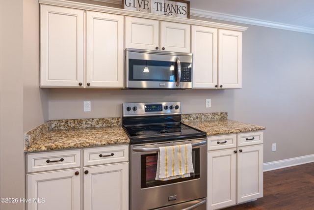 111 New Pine Lane, Clinton, NC 28328