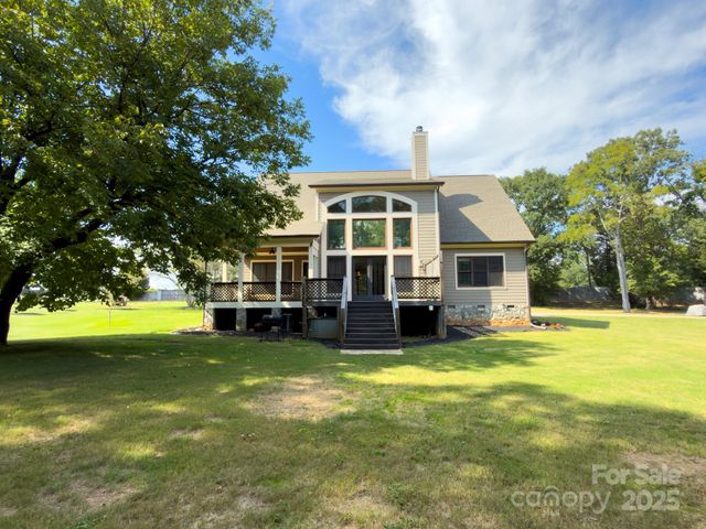 1132 Mt Holly Huntersville Road, Charlotte, NC 28214