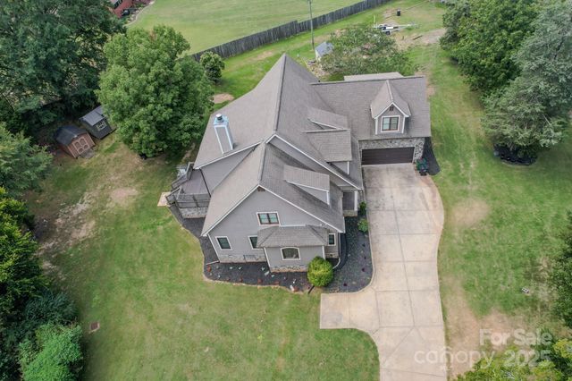 1132 Mt Holly Huntersville Road, Charlotte, NC 28214