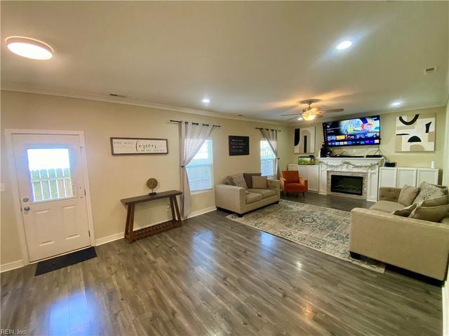 7511 Cedar Level AVE, Norfolk, VA 23505