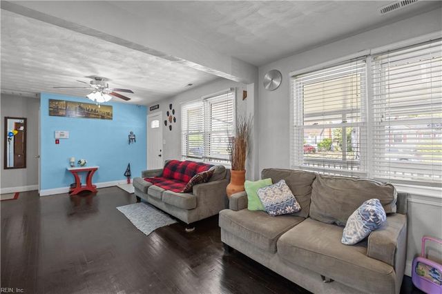 1045 Earl St ST, Norfolk, VA 23503