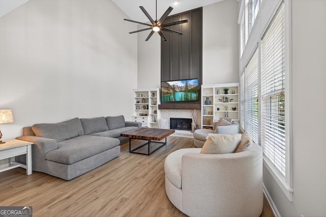 1867 Trilogy Park Drive, Hoschton, GA 30548