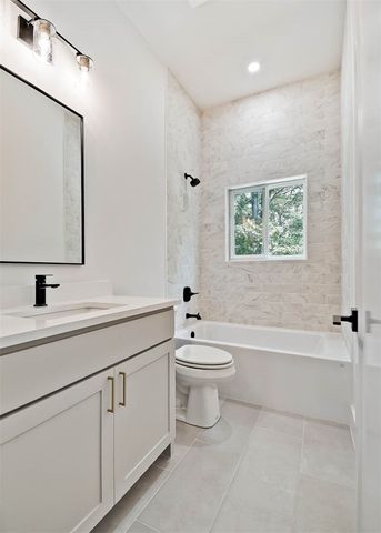 34 Smart Lane, Bella Vista, AR 72715