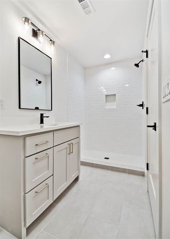 34 Smart Lane, Bella Vista, AR 72715
