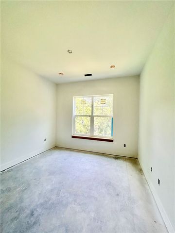 34 Smart Lane, Bella Vista, AR 72715