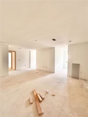 34 Smart Lane, Bella Vista, AR 72715