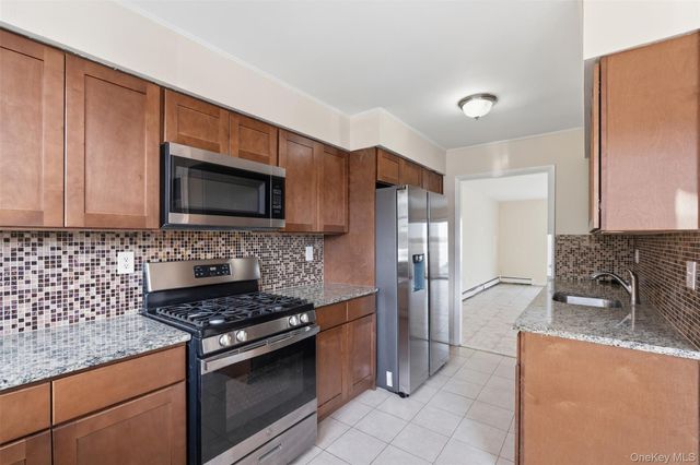 30 Hillside Avenue, West Haverstraw, NY 10993