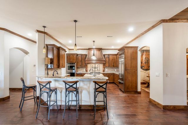 402 Bella Vista Circle, Odessa, TX 79765