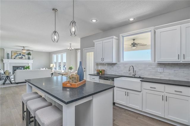 11477 S Langley Street, Olathe, KS 66061