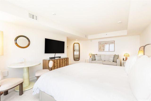 223 Saratoga Road 2020, Honolulu, HI 96815