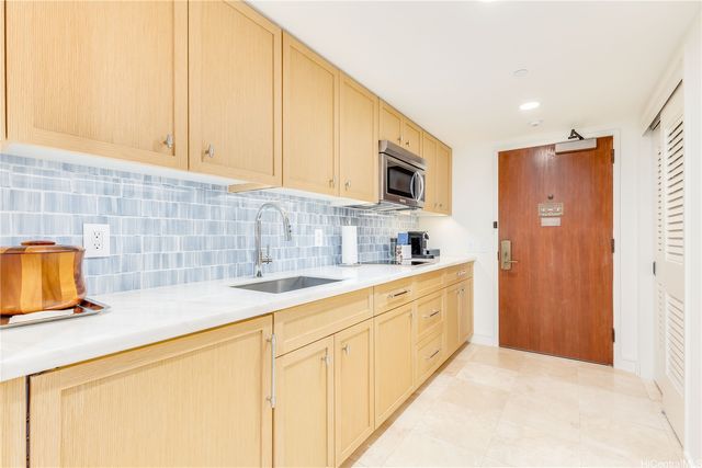 223 Saratoga Road 2020, Honolulu, HI 96815
