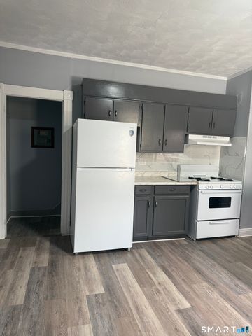 44 Gilbert Street, Derby, CT 06418