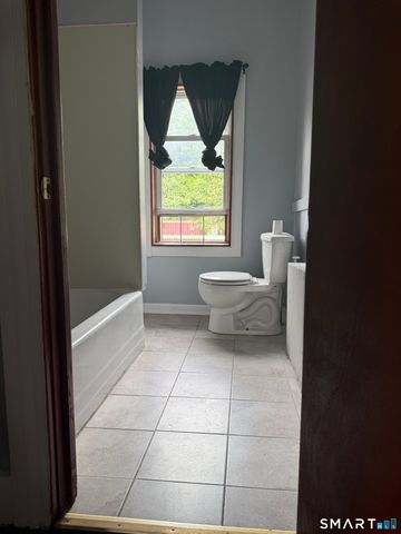 44 Gilbert Street, Derby, CT 06418