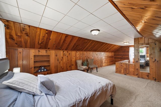 3255 Drew Avenue N, Robbinsdale, MN 55422