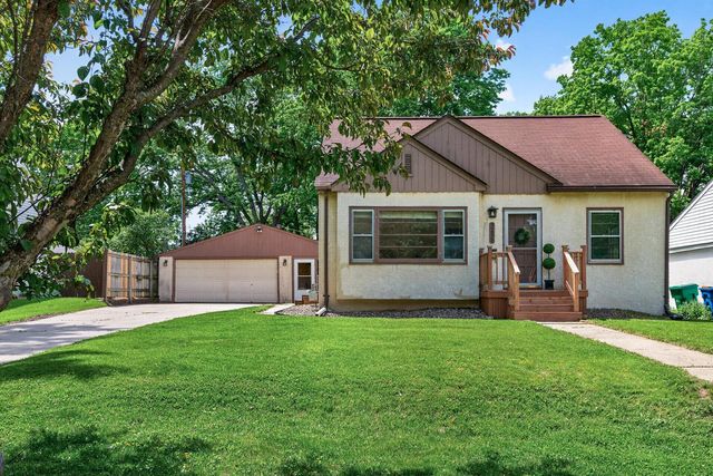 3255 Drew Avenue N, Robbinsdale, MN 55422