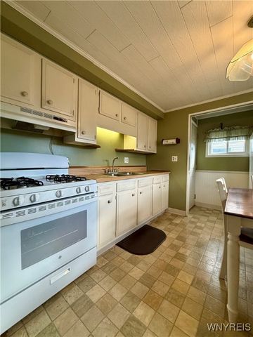 195 Roland Street, Cheektowaga, NY 14212