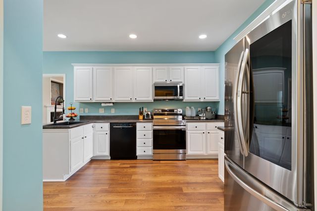 2030 Sparrow St, Spring Hill, TN 37174