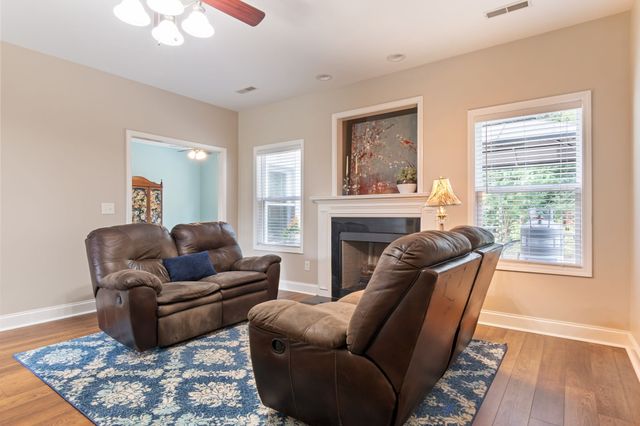 2030 Sparrow St, Spring Hill, TN 37174