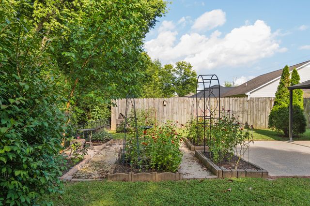 2030 Sparrow St, Spring Hill, TN 37174
