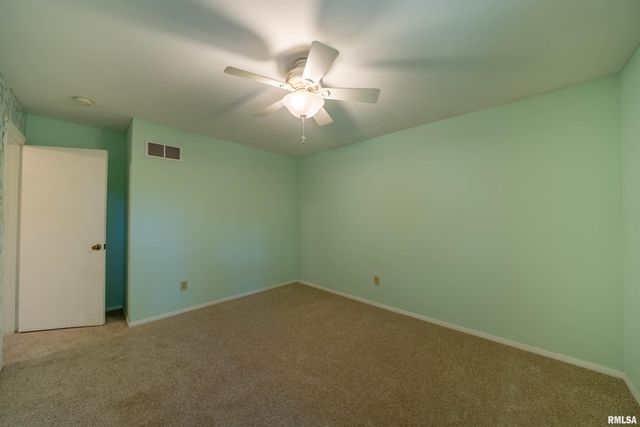 3563 W SAYMORE Lane, Peoria, IL 61615