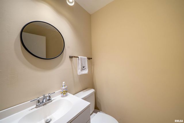 3563 W SAYMORE Lane, Peoria, IL 61615