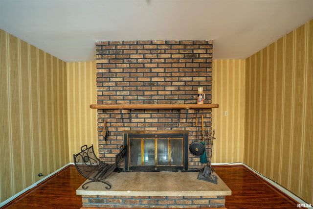 3563 W SAYMORE Lane, Peoria, IL 61615